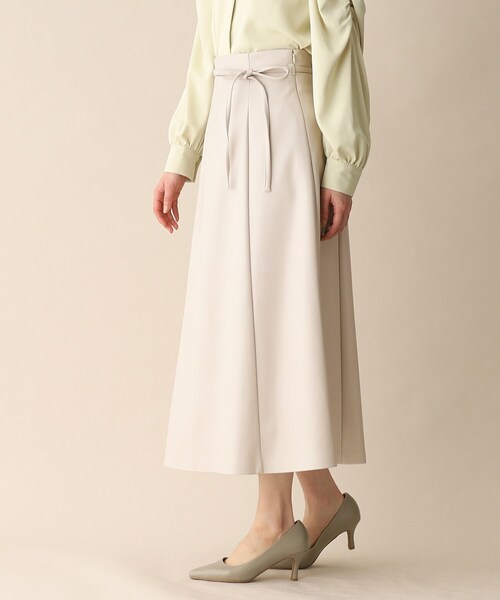 OPAQUE.CLIP（オペークドットクリップ）の「◆フェイクレザーフレアスカート【リボンサッシュ付き】（スカート・レディース・ライトグレー/ライトブルー/ブラック・36/38）」の3枚目の写真