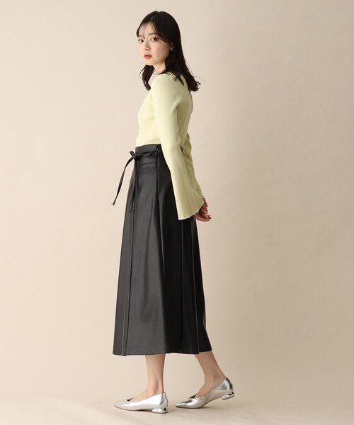 OPAQUE.CLIP（オペークドットクリップ）の「◆フェイクレザーフレアスカート【リボンサッシュ付き】（スカート・レディース・ライトグレー/ライトブルー/ブラック・36/38）」の21枚目の写真