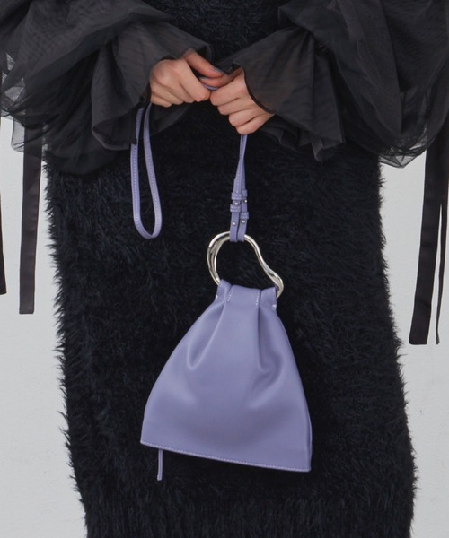 LA BELLE ETUDE（ラベルエチュード）の「リングミニショルダーM（ショルダーバッグ・レディース・ベージュ/パープル・FREE）」の2枚目の写真