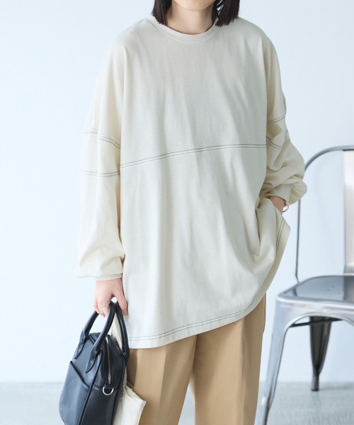 Chaco closet(チャコ クローゼット)の「オーバーサイズ配色ステッチフットボールロングTシャツ(Tシャツ/カットソー・レディース・ピンク/グリーン/オレンジ/ブラック/アイボリー・FREE)」の12枚目の写真