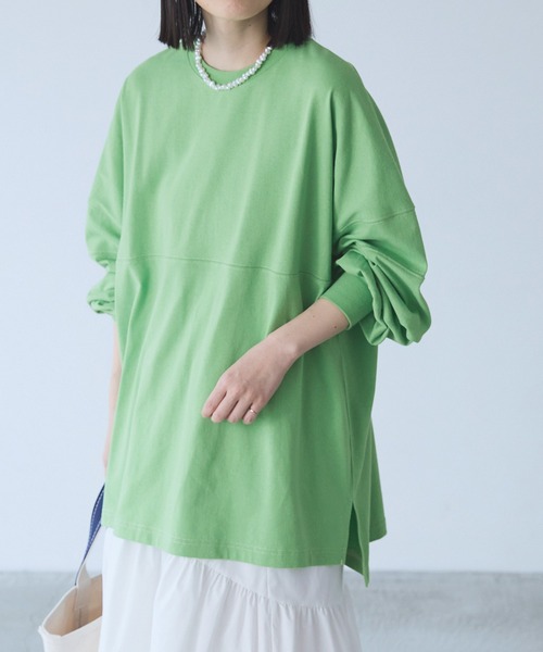 Chaco closet(チャコ クローゼット)の「オーバーサイズ配色ステッチフットボールロングTシャツ(Tシャツ/カットソー・レディース・ピンク/グリーン/オレンジ/ブラック/アイボリー・FREE)」の9枚目の写真