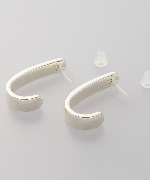 cloenc(クロエンス)の「【October】Jフックセラミックピアス(ピアス(両耳用)・レディース・シルバー・00)」の2枚目の写真