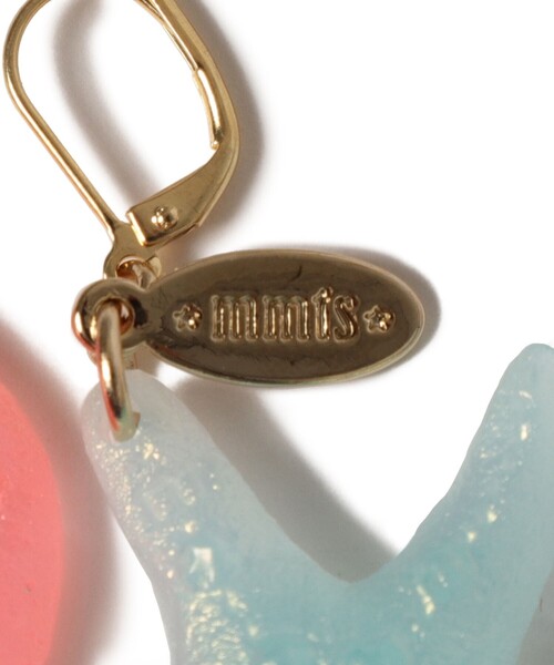 mmts（マミタス）の「CANDY COLOR TICKET × mmts / 貝がら ピアス