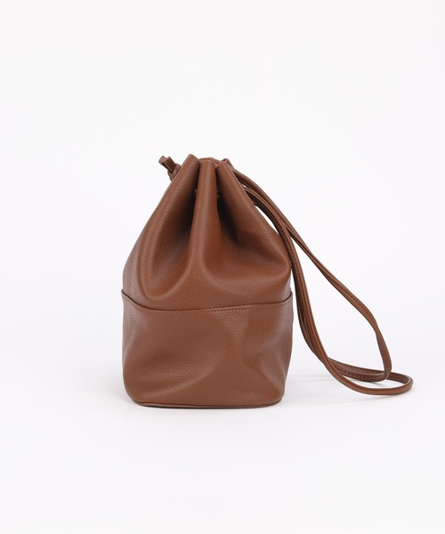 CEMONEMO(セモネモ)の「2way バケット 巾着 ショルダーバッグ(ショルダーバッグ・レディース・ブラウン/ベージュ/ブラック・FREE)」の4枚目の写真