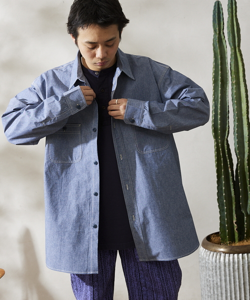 JOURNAL STANDARD relume（ジャーナルスタンダード　レリューム）の「【HOUSE HOLD / ハウスホールド】シャンブレーシャツ（シャツ/ブラウス・メンズ・ネイビー/ホワイト/ライトブルー/グリーン・2/3/4）」の4枚目の写真