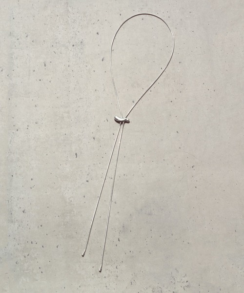 GOLDY（ゴールディ）の「ニュアンス メタル ループ タイ ネックレス（ネックレス・レディース・シルバー/シルバー系その他/ゴールド系その他/ゴールド・FREE）」の3枚目の写真