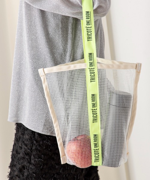 MILLION CARATS（ミリオンカラッツ）の「【GIFT】-TRICOTE- メッシュバッグ S（トートバッグ・レディース・オフホワイト/グレー・FREE）」の2枚目の写真
