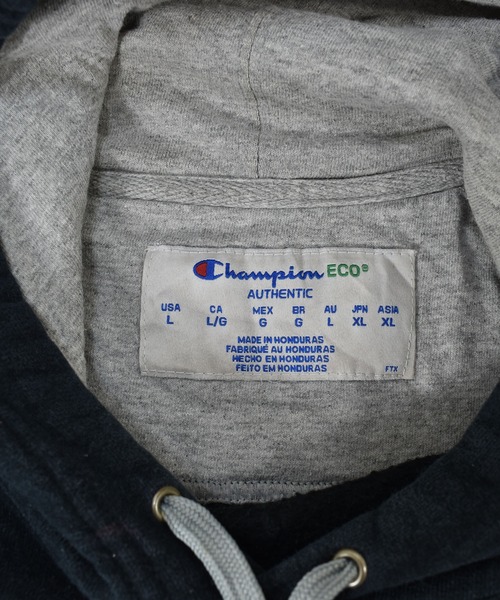 Champion(チャンピオン)の「【ヴィンテージ古着】Champion / チャンピオン ロゴ刺繍 スウェットパーカー(パーカー・メンズ・ブラック・LARGE)」の6枚目の写真