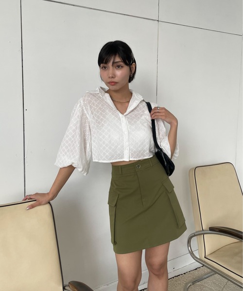 EPIMI E'PIMMY（エピミエピミー）の「コットンレースクロップドシャツ（シャツ/ブラウス・レディース・アイボリー/オフホワイト・MEDIUM）」の7枚目の写真