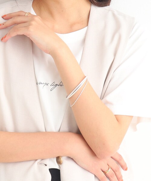 SHOO・LA・RUE（シューラルー）の「◆チェーンツィストバングル（ブレスレット・レディース・ゴールド/シルバー・00）」の6枚目の写真
