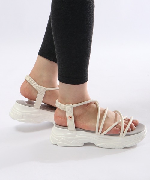 kitson(キットソン)の「kitson チューブ 厚底サンダル(サンダル・レディース・ミント/アイボリー/ブラック系その他・M/L/LL/S)」の10枚目の写真