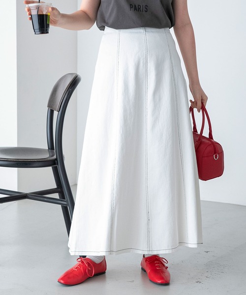 BONLECILL（ボンルシール）の「配色ステッチ フレアロングデニムスカート（デニムスカート・レディース・ブラック系/ネイビー/オフホワイト/ブラック・FREE）」の2枚目の写真