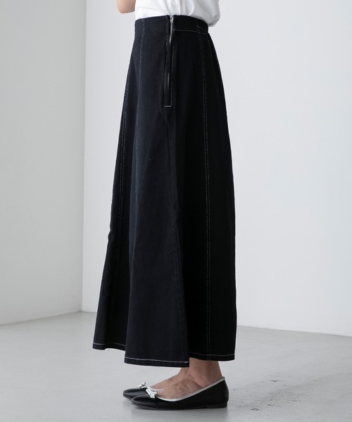 BONLECILL（ボンルシール）の「配色ステッチ フレアロングデニムスカート（デニムスカート・レディース・ブラック系/ネイビー/オフホワイト/ブラック・FREE）」の20枚目の写真