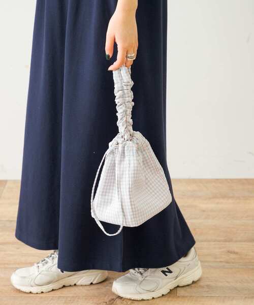 URBAN RESEARCH Sonny Label（アーバンリサーチサニーレーベル）の「ギンガムギャザーハンドルバッグ（ハンドバッグ・レディース・ブラック/グリーン/ピンク・ONE）」の4枚目の写真