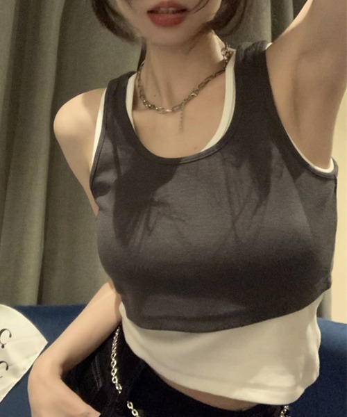 DAY CLOSET（デイ クローゼット）の「レディース レイヤード風アシメヘムリブタンクトップ（タンクトップ・レディース・グリーン/ダークグレー/ブラック・M）」の2枚目の写真