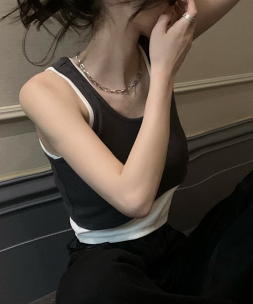 DAY CLOSET（デイ クローゼット）の「レディース レイヤード風アシメヘムリブタンクトップ（タンクトップ・レディース・グリーン/ダークグレー/ブラック・M）」の11枚目の写真