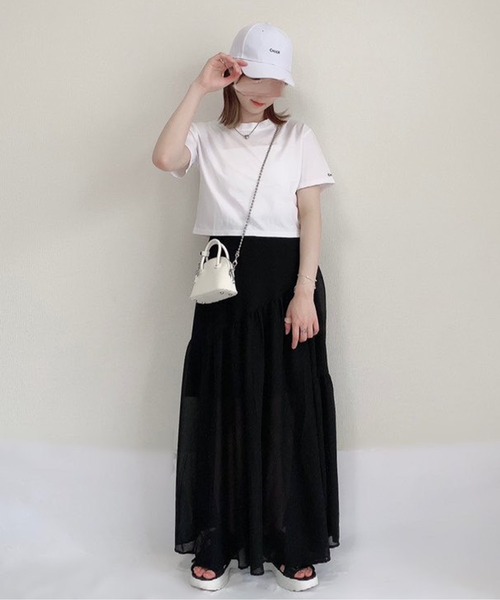 Chick（チック）の「【CHICK ORIGINAL】ワンポイント刺繍 クロップド半袖Tシャツ（Tシャツ/カットソー・レディース・ホワイト/ブラック・FREE）」の3枚目の写真