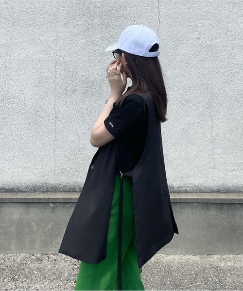 Chick（チック）の「【CHICK ORIGINAL】ワンポイント刺繍 クロップド半袖Tシャツ（Tシャツ/カットソー・レディース・ホワイト/ブラック・FREE）」の17枚目の写真