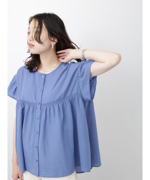 Samansa Mos2 blue(サマンサモスモスブルー)の「シャーリング切替ブラウス(シャツ/ブラウス・レディース・オフホワイト/ブラック/ブルー・F)」の15枚目の写真