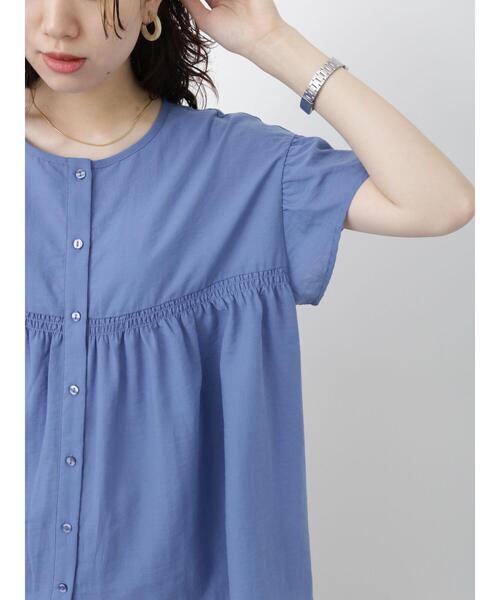 Samansa Mos2 blue(サマンサモスモスブルー)の「シャーリング切替ブラウス(シャツ/ブラウス・レディース・オフホワイト/ブラック/ブルー・F)」の19枚目の写真