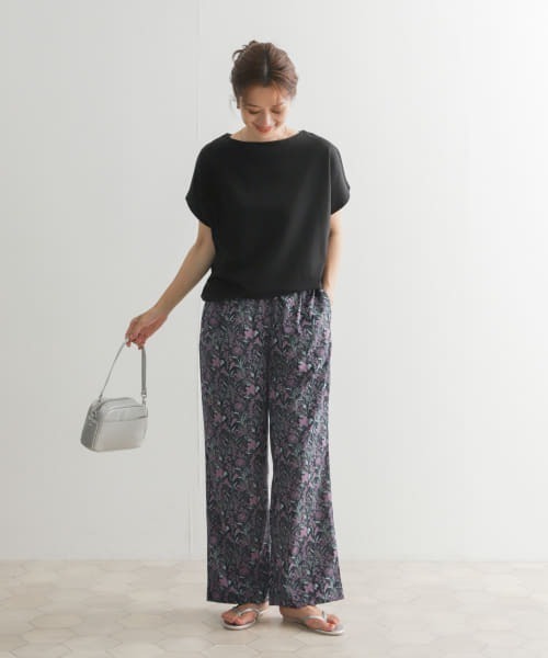 URBAN RESEARCH DOORS（アーバンリサーチドアーズ）の「ドライコットンボートネックプルオーバー（Tシャツ/カットソー・レディース・グレー系その他/ブルー/ブラック/オフホワイト・MEDIUM）」の7枚目の写真