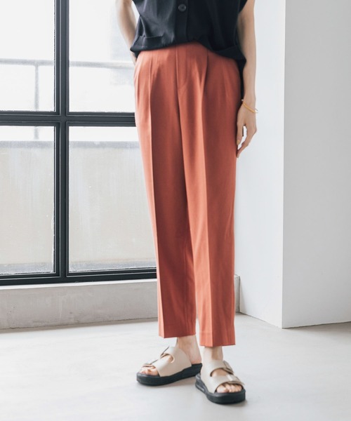 GLOBAL WORK(グローバルワーク)の「ウツクシルエットテーパードパンツ/704417(その他パンツ・レディース・ダークブラウン/スミクロ/ブラウン系その他/ブルー系その他/ネイビー/ブラック/グリーン系その他2/オレンジ系その他/グレー系その他/ブルー系その他2/ベージュ/グリーン系その他/アイボリー・X-LARGE/LARGE/MEDIUM/X-SMALL/XX-LARGE/SMALL)」の13枚目の写真