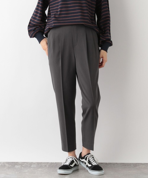 GLOBAL WORK(グローバルワーク)の「ウツクシルエットテーパードパンツ/704417(その他パンツ・レディース・ダークブラウン/スミクロ/ブラウン系その他/ブルー系その他/ネイビー/ブラック/グリーン系その他2/オレンジ系その他/グレー系その他/ブルー系その他2/ベージュ/グリーン系その他/アイボリー・X-LARGE/LARGE/MEDIUM/X-SMALL/XX-LARGE/SMALL)」の3枚目の写真