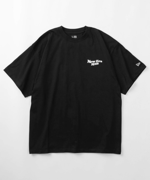 NEW ERA(ニューエラ)の「【NEW ERA/ニューエラ】Wave Logo ワンポイント&バックプリントデザイン オーバーサイズド 半袖クルーネックTシャツ/ ビッグシルエット/ブラック(Tシャツ/カットソー・メンズ・ブラック・M/L)」の5枚目の写真