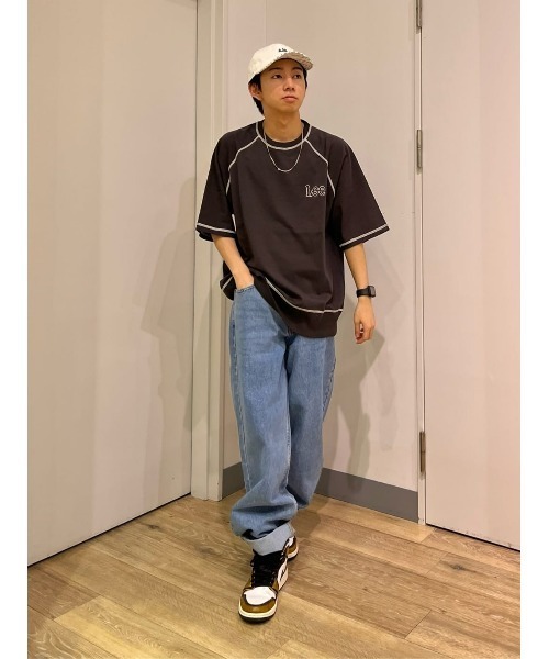 Lee（リー）の「【Lee】【Lee別注】ラグランハーフスリーブTシャツ（Tシャツ/カットソー・メンズ・ダークグレー・M/L/XL）」の4枚目の写真