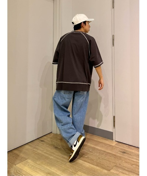 Lee（リー）の「【Lee】【Lee別注】ラグランハーフスリーブTシャツ（Tシャツ/カットソー・メンズ・ダークグレー・M/L/XL）」の2枚目の写真