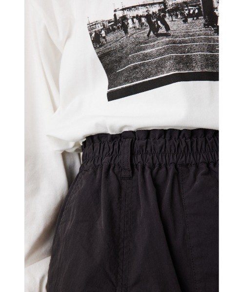 RODEO CROWNS WIDE BOWL(ロデオクラウンズワイドボウル)の「センターシャーリングパンツ(その他パンツ・レディース・ライトカーキ/ブラック・FREE)」の17枚目の写真