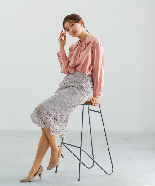 WHITE JOOLA(ホワイトジョーラ)の「【 装いを格上げする華やぎスカート 】スカラップレースロングタイトスカート(スカート・レディース・ブラック/オフホワイト/グレイッシュベージュ/ターコイズブルー/ネイビー/グリーン/スモークピンク/チャコールグレー/ベージュ/ブラウン/サックスブルー・S/M/L)」の14枚目の写真