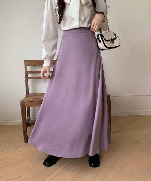 emi+（エミプラス）の「ハイウエストサテンフレアロングスカート（スカート・レディース・ブラック/パープル/ベビーピンク・M/L）」の10枚目の写真