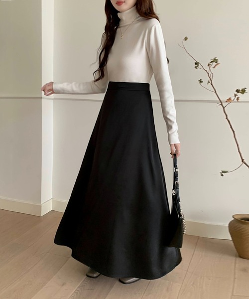 emi+（エミプラス）の「ハイウエストサテンフレアロングスカート（スカート・レディース・ブラック/パープル/ベビーピンク・M/L）」の6枚目の写真