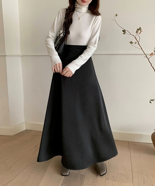 emi+（エミプラス）の「ハイウエストサテンフレアロングスカート（スカート・レディース・ブラック/パープル/ベビーピンク・M/L）」の17枚目の写真