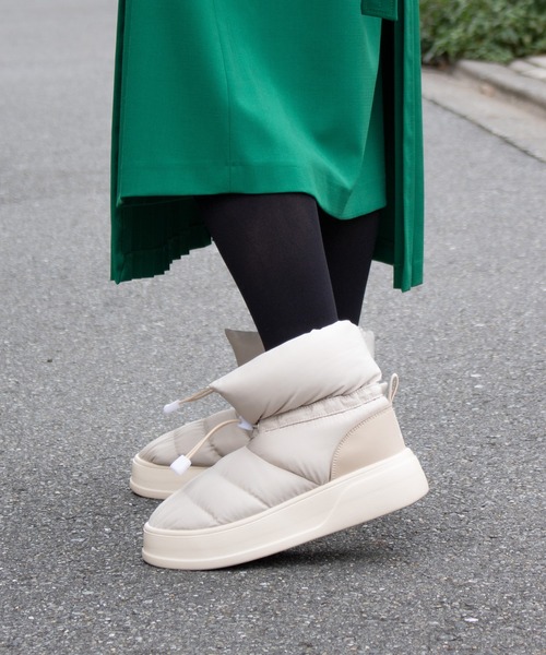 moz（モズ）の「moz(モズ) パデット (はっ水)ドロストショートブーツ（ブーツ・レディース・ホワイト/ベージュ/ブラック・LL/M/L/S）」の3枚目の写真