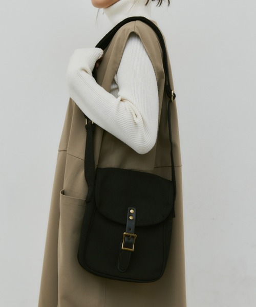 Libra Cue（リブラ キュー）の「ポストマンミニショルダー（ショルダーバッグ・レディース・ブラック/アイボリー・FREE）」の14枚目の写真