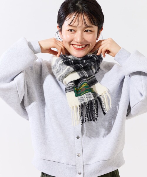 FREAK'S STORE(フリークスストア)の「限定展開 TWEED MILL/ツイードミル 別注PURE NEW WOOL マフラー(マフラー・レディース・イエロー/オフホワイト/グリーン/チャコールグレー/レッド/オレンジ・ONE SIZE)」の1枚目の写真