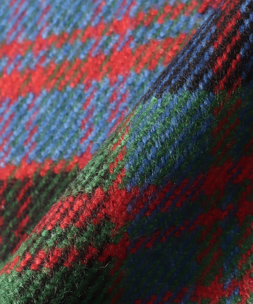 PIACENZA（ピアチェンツァ）の「【PIACENZA / ピアチェンツァ】シルクカシミアタータンチェック 37*175（マフラー・メンズ・ブラック・FREE）」の6枚目の写真