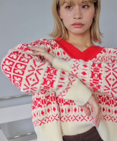 SANSeLF（サンセルフ）の「バイカラーパターンVネックニット【SANSeLF】sanw24a003（ニット/セーター・レディース・ブルー/グリーン/レッド・FREE）」の22枚目の写真