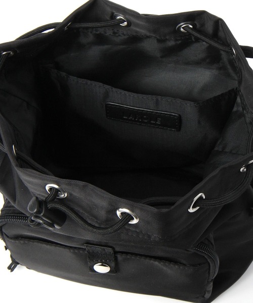 LAKOLE（ラコレ）の「フロントP巾着ショルダーバッグ / 991663（ショルダーバッグ・メンズ・ブラック/ホワイト/チャコールグレー/ライトブルー・FREE）」の12枚目の写真