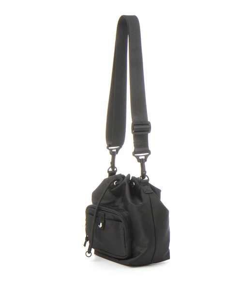 LAKOLE（ラコレ）の「フロントP巾着ショルダーバッグ / 991663（ショルダーバッグ・メンズ・ブラック/ホワイト/チャコールグレー/ライトブルー・FREE）」の5枚目の写真