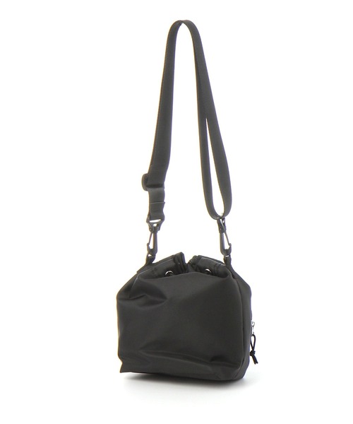 LAKOLE（ラコレ）の「フロントP巾着ショルダーバッグ / 991663（ショルダーバッグ・メンズ・ブラック/ホワイト/チャコールグレー/ライトブルー・FREE）」の6枚目の写真