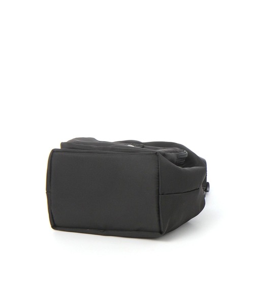 LAKOLE（ラコレ）の「フロントP巾着ショルダーバッグ / 991663（ショルダーバッグ・メンズ・ブラック/ホワイト/チャコールグレー/ライトブルー・FREE）」の7枚目の写真