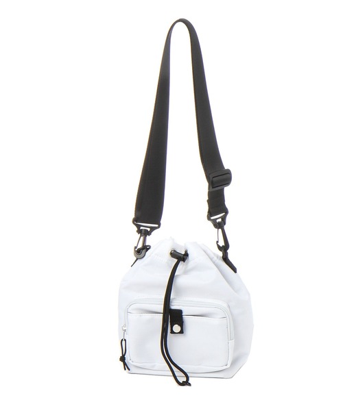 LAKOLE（ラコレ）の「フロントP巾着ショルダーバッグ / 991663（ショルダーバッグ・メンズ・ブラック/ホワイト/チャコールグレー/ライトブルー・FREE）」の17枚目の写真