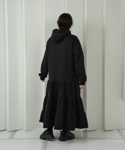 lawgy(ラウジー)の「hood sweat tiered op / フードスウェットティアードワンピ(ワンピース・レディース・グレー系その他/アイボリー/ブラック・FREE)」の17枚目の写真