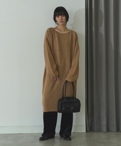 LIENCOEUR(リアンクール)の「ボートネックルーズスリーブワンピース(ワンピース・レディース・ライトピンク/アイボリー/ベージュ/ブラック・FREE)」の5枚目の写真