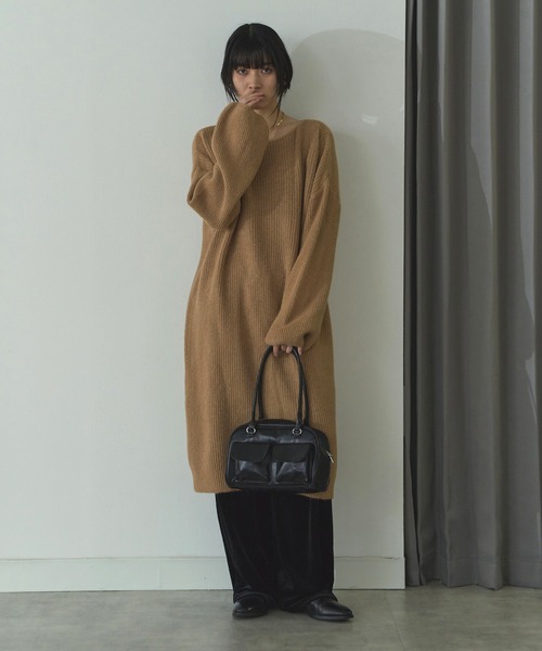 LIENCOEUR(リアンクール)の「ボートネックルーズスリーブワンピース(ワンピース・レディース・ライトピンク/アイボリー/ベージュ/ブラック・FREE)」の6枚目の写真