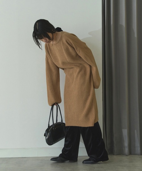 LIENCOEUR(リアンクール)の「ボートネックルーズスリーブワンピース(ワンピース・レディース・ライトピンク/アイボリー/ベージュ/ブラック・FREE)」の13枚目の写真