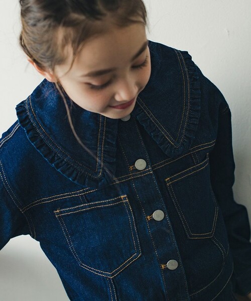 EDWIN（エドウィン）の「【Ou? by EDWIN】ビッグ襟フリルGジャン（デニムジャケット・キッズ・ネイビー・100/150/130/140/120/110）」の3枚目の写真